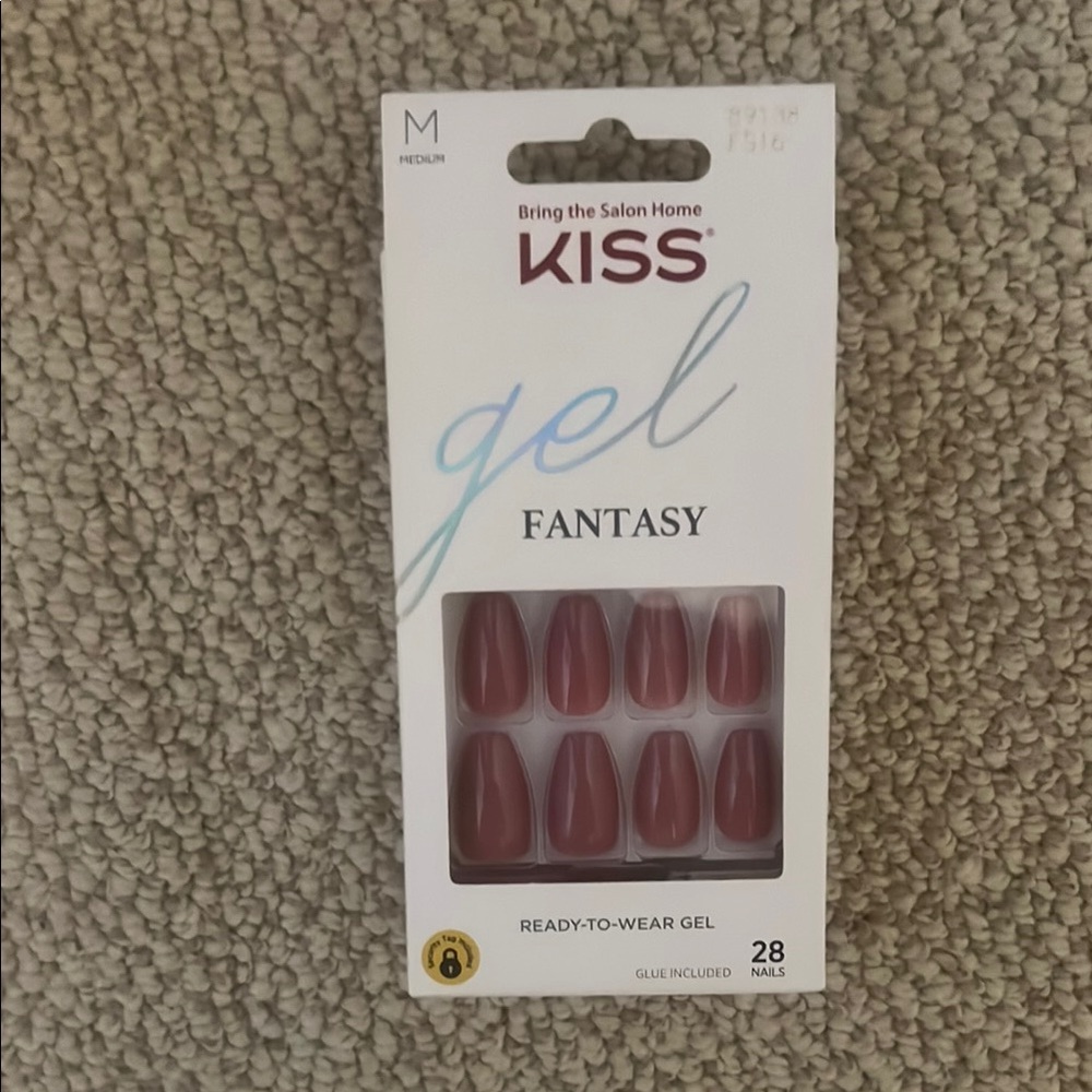 KISS Medium Length Coffin Gel Fantasy - new unopened